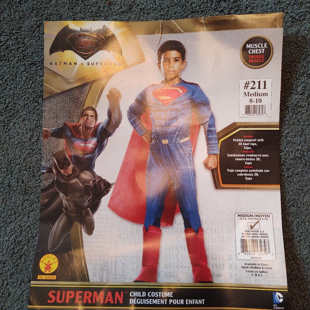 Boys Superman costume, size M 8-10